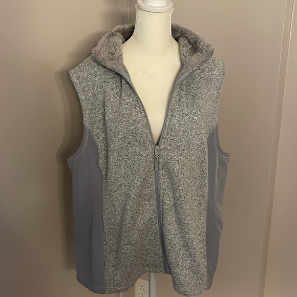 G.H.Bass & Co soft vest - Picture 1 of 6